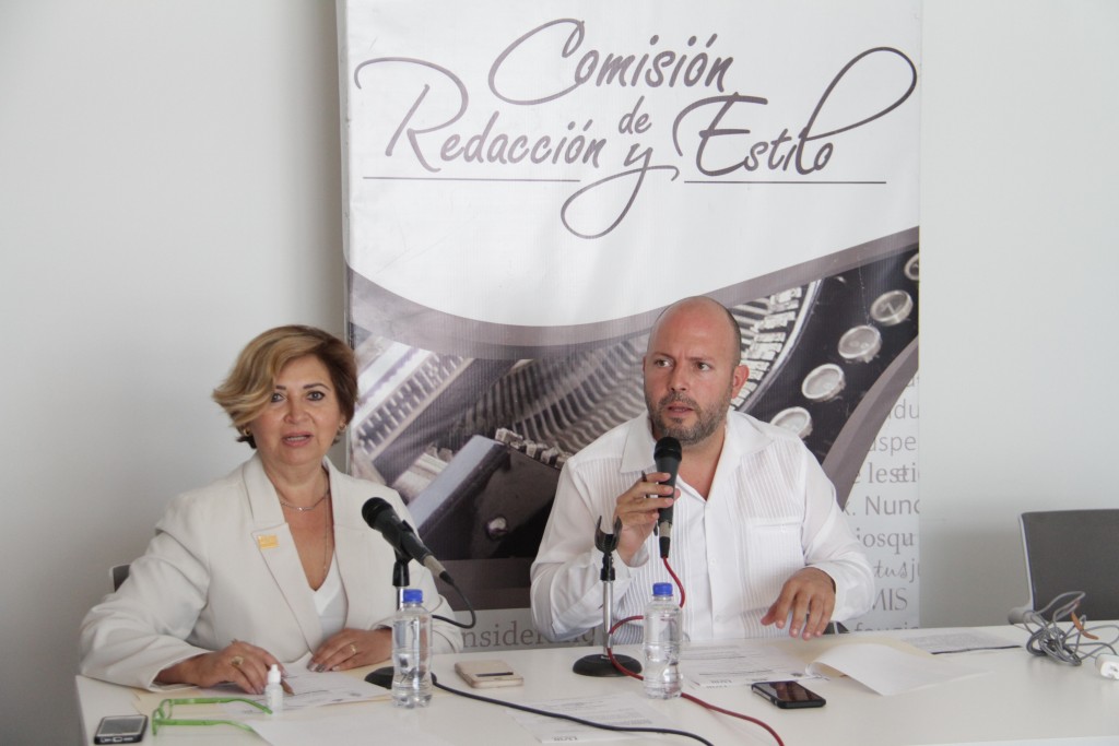 Comisión de Redacción y Estilo aprueba proyectos para su publicación en