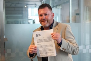 3b53ab71-2712-429e-b546-ba7de6e7fb50