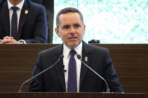 64ed8ca5-fcfc-433b-ae05-e39051cd1b36